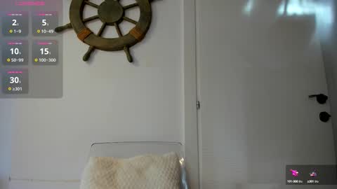 Snapshot of naila18 chatting on 09/19/25, 06:48 Naila online show from 09/19/25, 06:48