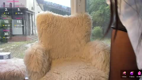 Snapshot of naila18 chatting on 10/16/25, 07:20 Naila online show from 10/16/25, 07:20