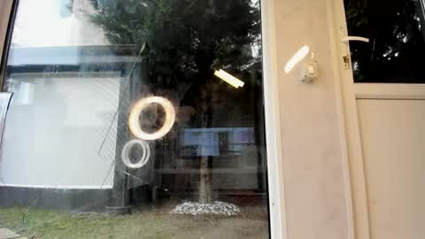 Naila online show from 03/22/26, 06:50