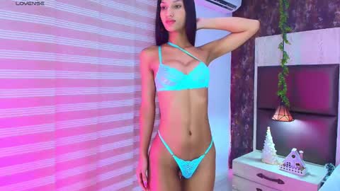 Lia online show from 12/14/24, 03:58