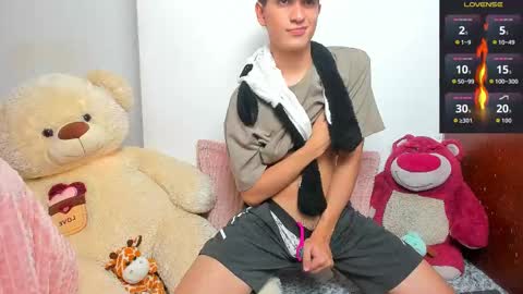 Snapshot of naim_theking chatting on 02/14/26, 05:59 N A I M T H E K I N G online show from 02/14/26, 05:59