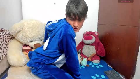 Snapshot of naim_theking chatting on 03/01/26, 03:30 N A I M T H E K I N G online show from 03/01/26, 03:30