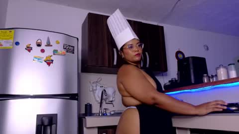 nairagold_ online show from 03/24/26, 12:59