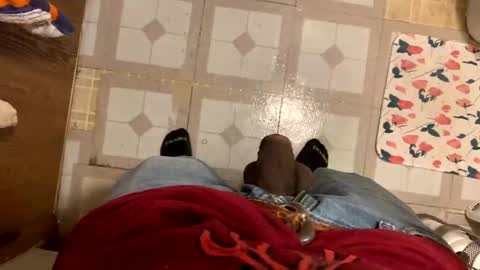 nairda2senoniuq online show from 12/25/24, 07:14