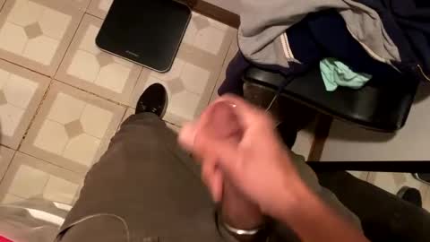 nairda2senoniuq online show from 01/05/25, 11:12