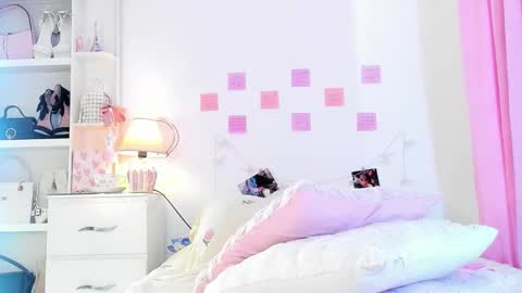 Naissha online show from 02/20/26, 03:23