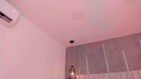 INSTAGRAM  m2221     online show from 12/20/24, 05:18