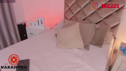 INSTAGRAM  m2221     online show from 02/12/25, 11:29