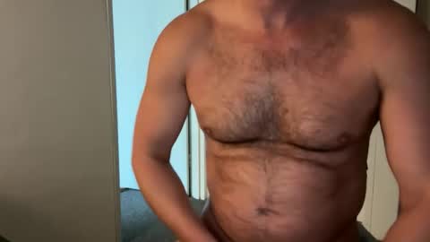 naked_dude25 online show from 12/04/25, 02:43