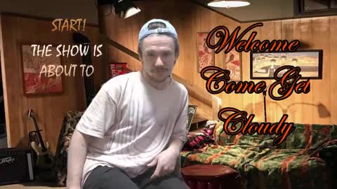 Snapshot of nakedboi420 chatting on 09/10/25, 08:25 mid-west guy living on the east coast trying to figure out where to go next online show from 09/10/25, 08:25