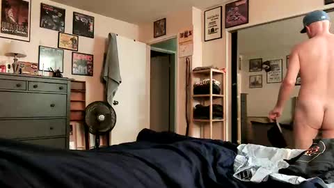 nakedmonkey online show from 10/28/25, 07:49