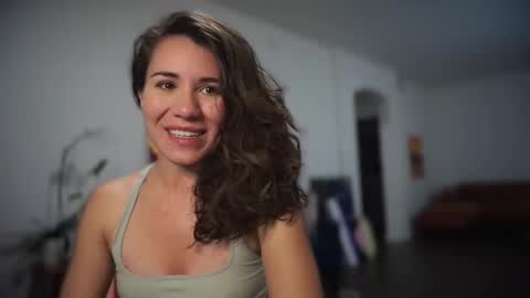 Snapshot of nakedpaint245477 chatting on 01/14/25, 02:50 nakedpaint245477 online show from 01/14/25, 02:50