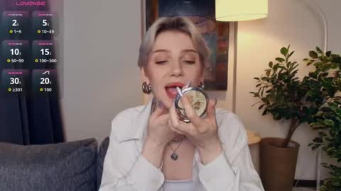 Kate online show from 12/04/25, 11:52