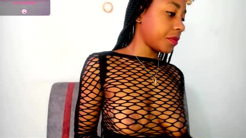 N A L A  NEW instagram nala jordan08 online show from 12/19/24, 03:52