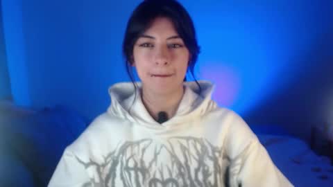 nala_saphir online show from 11/21/25, 06:34