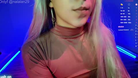 Onlyf4s nalalan29 online show from 01/29/25, 09:23