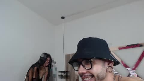 Snapshot of nalaroy chatting on 03/12/25, 09:55 NALAROY online show from 03/12/25, 09:55