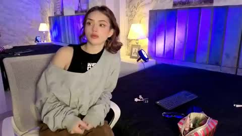 ----Namea------ online show from 02/25/26, 12:26