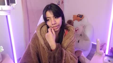 nami_usagi online show from 10/19/25, 08:31