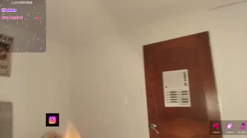 NamiThompson online show from 03/21/26, 03:44