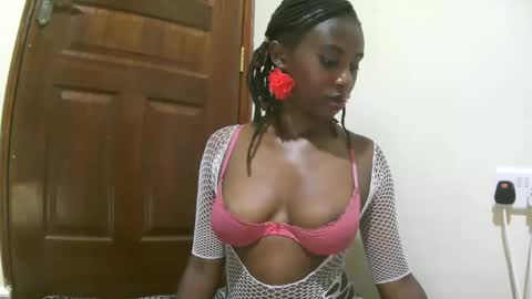 nana2095 online show from 12/19/25, 04:14