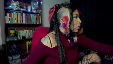 Val  online show from 10/04/25, 01:36