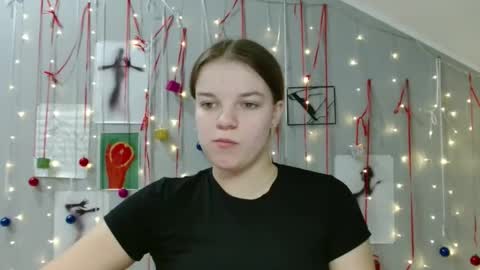 Nana online show from 12/04/25, 07:06