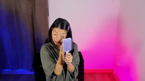 Nana  Natalia online show from 11/10/25, 02:43