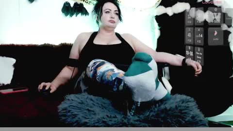 NanaLaGloss online show from 01/09/25, 11:47