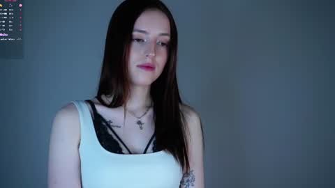 Elizabeth online show from 06/15/26, 02:03