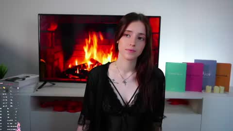 Elizabeth online show from 06/24/26, 01:15