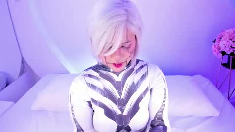 NanaOsaky online show from 12/15/25, 12:09