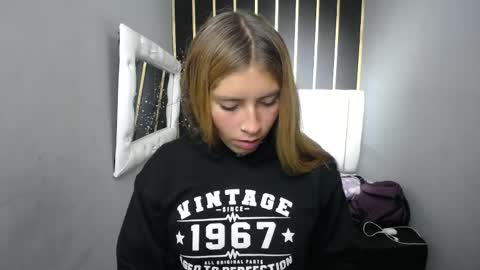 Snapshot of nancy_blonde chatting on 06/04/26, 12:55 nancy blonde online show from 06/04/26, 12:55