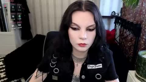 Nancy online show from 06/11/26, 06:22