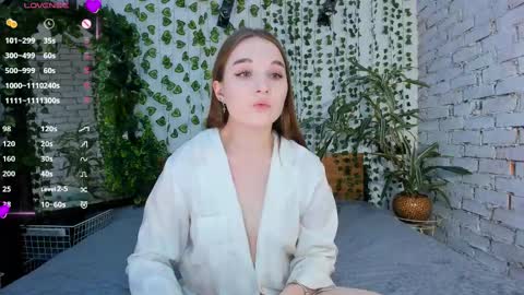 Luna online show from 02/28/25, 02:09