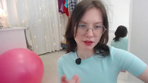 Nancy online show from 04/06/26, 11:11