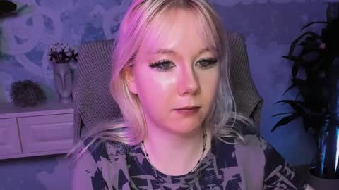 nancymartinez online show from 01/10/25, 11:22