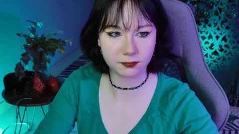 nancymartinez online show from 10/09/25, 05:27