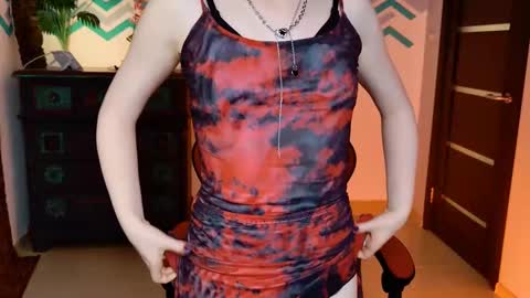 nancymartinez online show from 11/30/25, 09:02