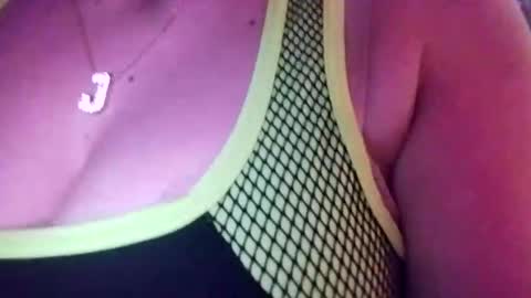 Snapshot of nancyybonita chatting on 01/07/25, 07:10 nancyybonita online show from 01/07/25, 07:10