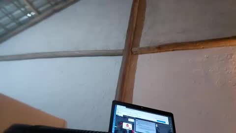 nando152251731 online show from 04/01/26, 08:04