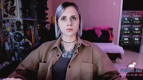 Monday-Friday 12-4 AM and 6-9 AM New York time online show from 01/12/26, 08:14