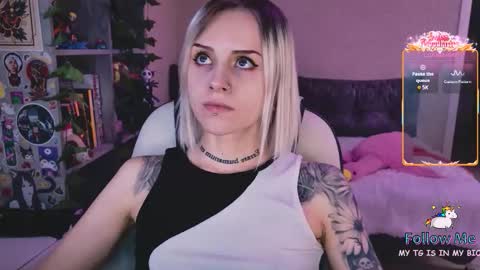 Monday-Friday 12-4 AM and 6-9 AM New York time online show from 02/21/26, 05:03