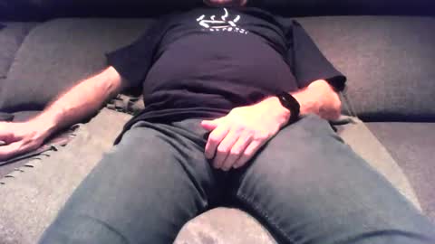 nano22968832 online show from 12/21/25, 05:31