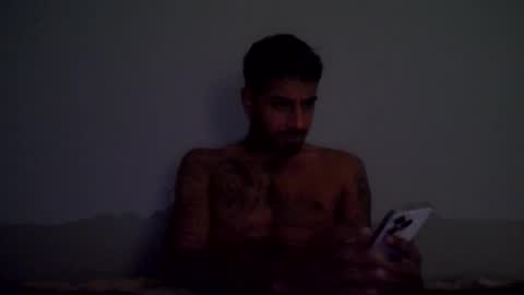Snapshot of nanothegreat chatting on 12/24/24, 04:11 Nando online show from 12/24/24, 04:11