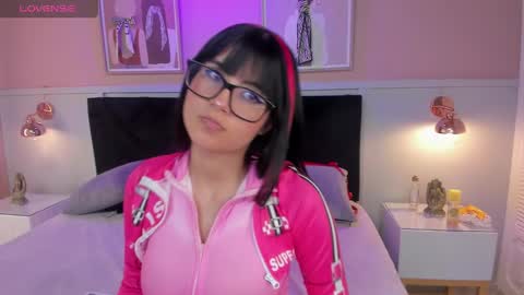 Naoko online show from 01/12/25, 04:18