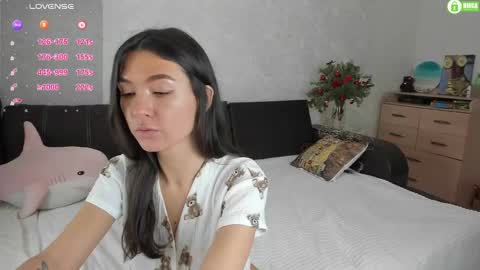 Naomi online show from 12/23/24, 04:17