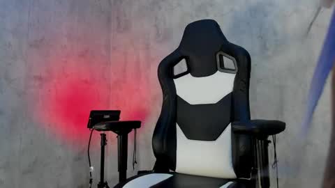 Heidy  online show from 05/20/26, 05:13