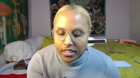 Naomigiirl6 online show from 12/26/24, 03:10