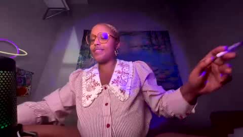 Naomigiirl6 online show from 03/12/25, 12:47